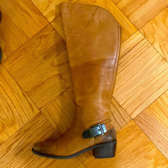 Vince Camuto Boot- - Picture 8 of 16